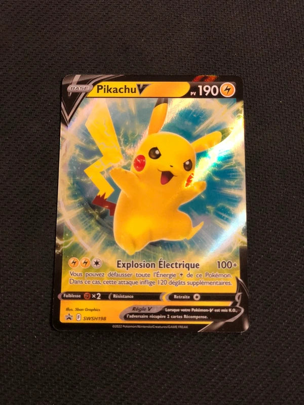 Carte Pokemon- Pikachu V SWSH198-Promo-FR-Proche Neuve
